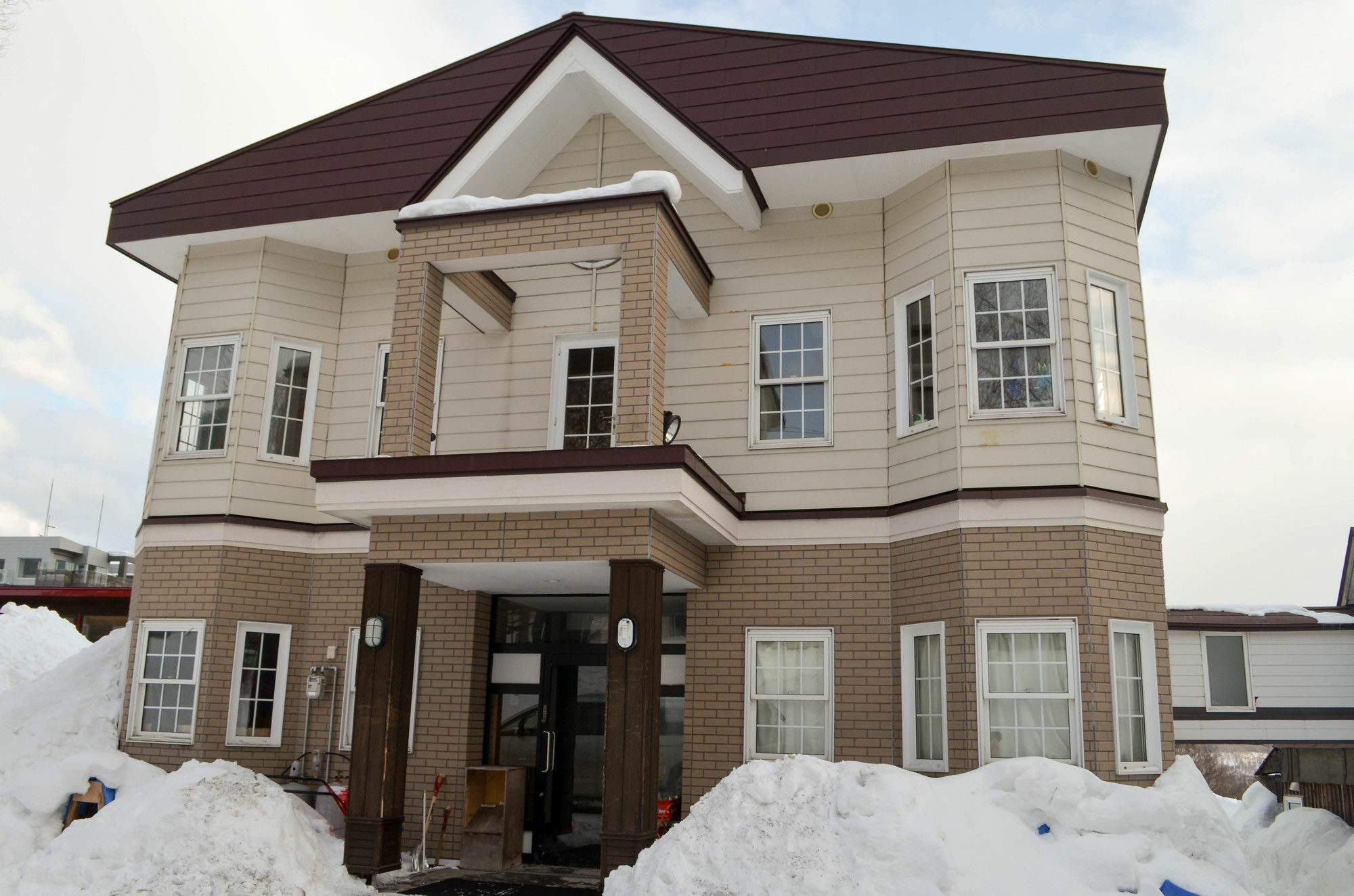 Absolute Niseko Lodge Ōmagari Exteriör bild